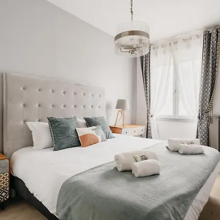 Courcelles Etoile Apartment *