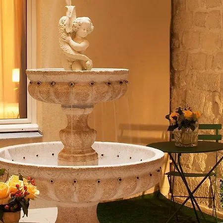 85 Saint Honore Hotel Paris