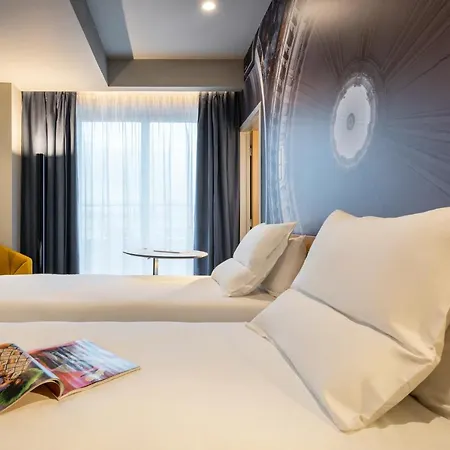 Novotel 20 Belleville 4*