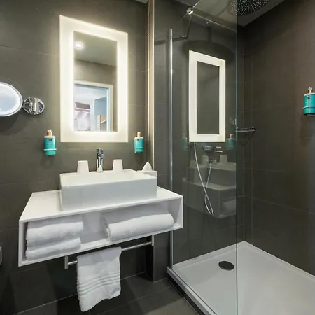 Novotel 20 Belleville Hotel Paris