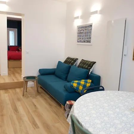 Charming Parisian With Air Conditioning - Climatisation & 2 Bedrooms - Batignolles Apartment *