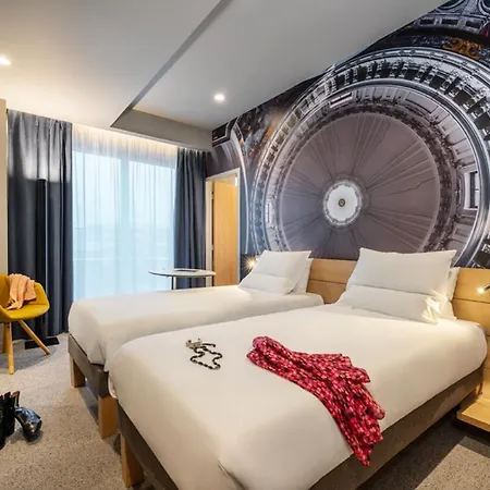 Novotel 20 Belleville Hotel Paris