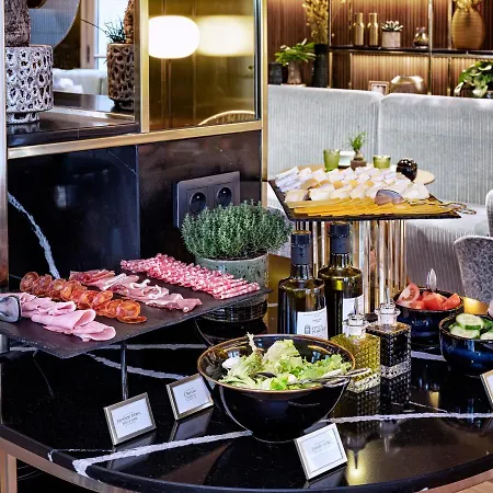 Meliá Notre-dame Hotel 5*