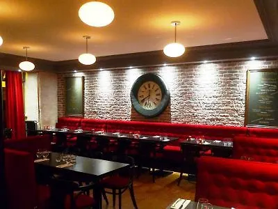 Le Daly's Hotel 2*