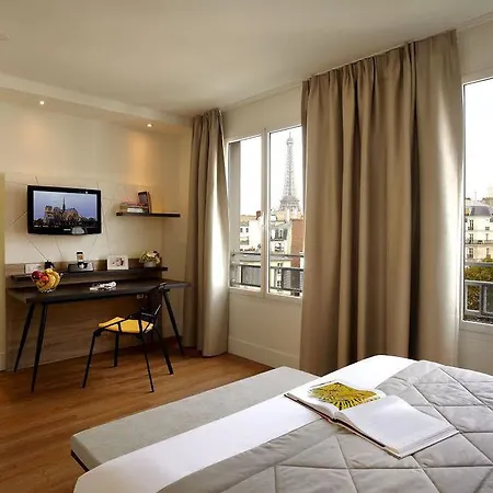 Citadines Tour Eiffel 4* פריז