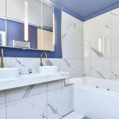Apartment Luxury La Vie En Rose Jacuzzi Terrasse Parking