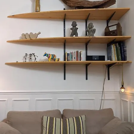 게스트하우스 Private Acces To The Flat. Charming Parisian. *