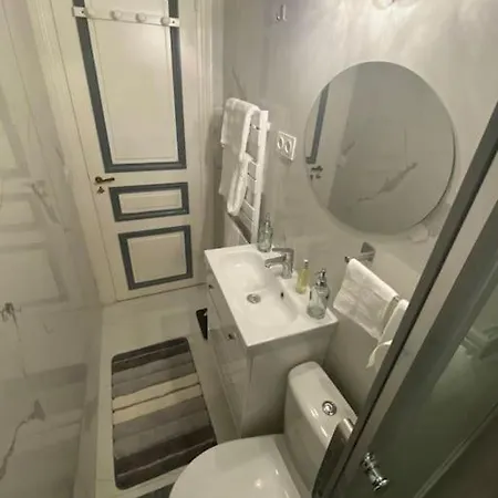Apartment Premium 2 Minutes Walk From Champs-elysees *