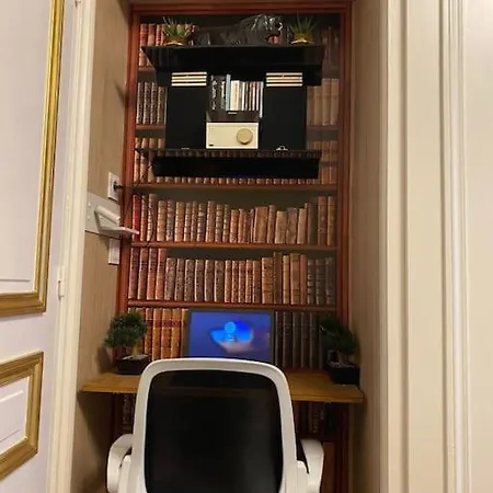 Premium 2 Minutes Walk From Champs-elysees * Paryż