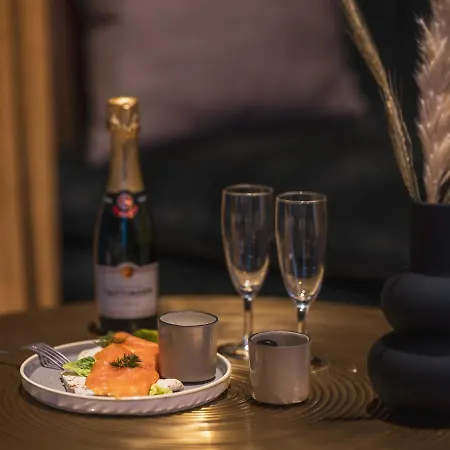 Dandy & Kitchen (adults Only)