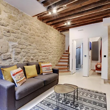 Triplex Douillet - Beaubourg - Temple Apartment *