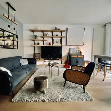 New, Appartement Au Calme, Balcon Sur Parc Prive Paris