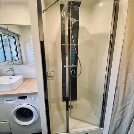 New, Appartement Au Calme, Balcon Sur Parc Prive