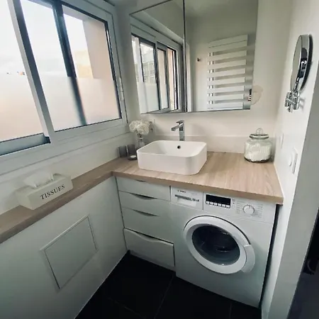 New, Appartement Au Calme, Balcon Sur Parc Prive Apartment *