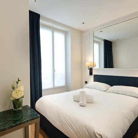 Hotel Au Coeur De Republique Paris