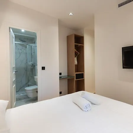 Au Coeur De Republique Hotel Paris