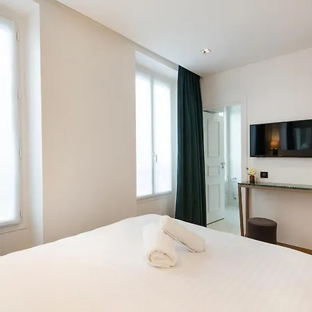 Hotel Au Coeur De Republique 3*