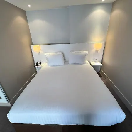 Paris-auteuil By Ihg 3* Paris