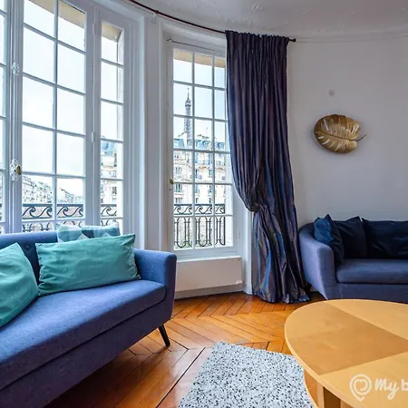 Mbm - Eiffel Tower View Aparthotel *