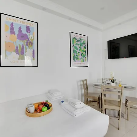 Cmg Studio Place Voltaire *