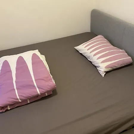 Fleur De Hostel *