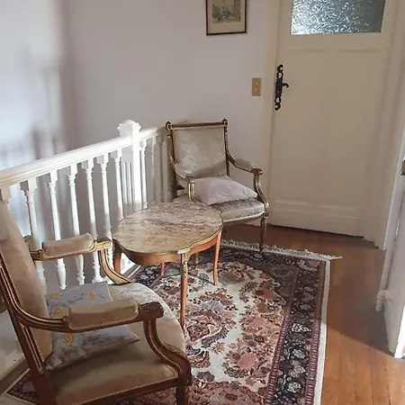 La Romantique Couette-café