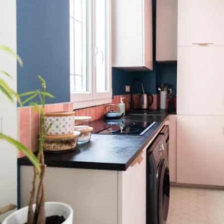 Bright 28 M2 With All Comfort And Wi Fi In Apartment Paris