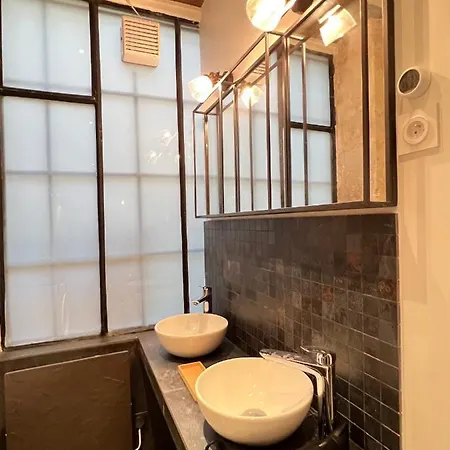 Good Vibes Luxurious Loft In 11th, With Ac & Table Football Apartment Paris