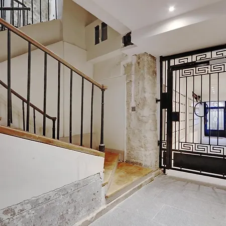 Pick A Flat's In Le Marais - Rue Saint Martin Parijs