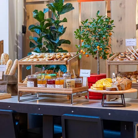 Hotell Novotel Vaugirard Montparnasse 4*