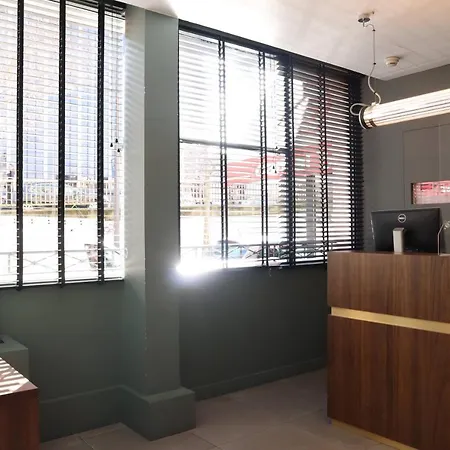Hotel Timhotel Gare Montparnasse Parigi