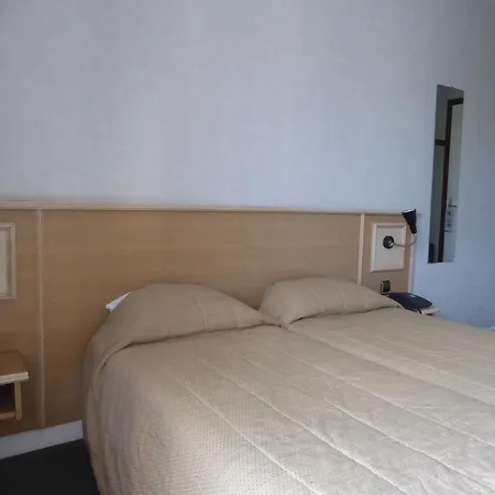 Hotell De Saint Georges 3*
