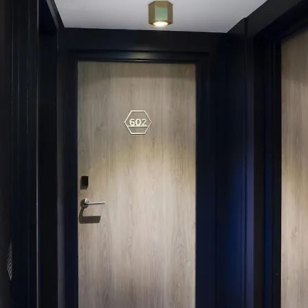 Maxim Folies Hotel 3*