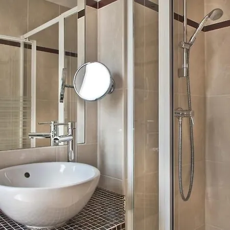 Les Hauts De Passy - Trocadero Eiffel Hotel 3*