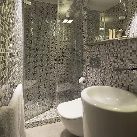 Sophie Germain Hotel 3*