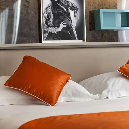 Mayet Hotel 3*