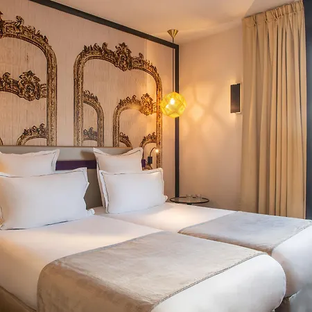 Yllen Eiffel Hotel