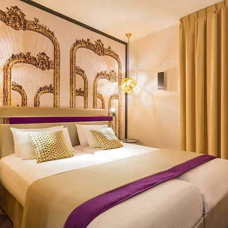 Yllen Eiffel Hotel Paris