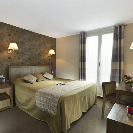 Carladez Cambronne 3*