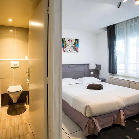 Hotel De L'europe 2*