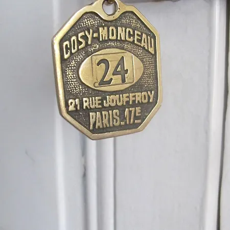 Cosy Monceau 2* París