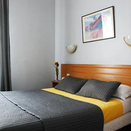 Cosy Monceau 2*