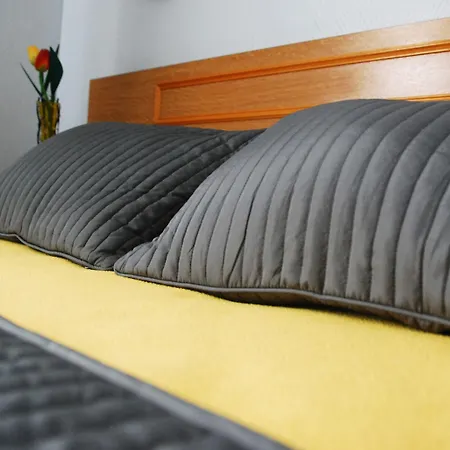 Cosy Monceau