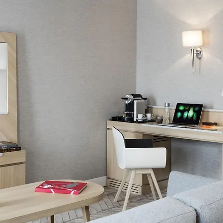 Louvre Saint-honoré Hotel 4*