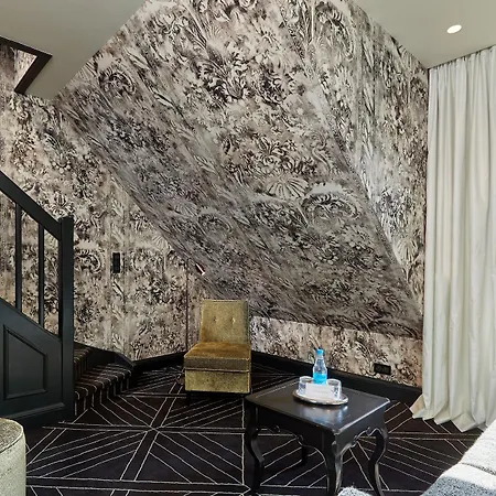Le Pavillon De La Reine & Spa, Place Des Vosges Hotel
