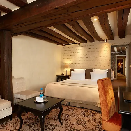 Le Pavillon De La Reine & Spa, Place Des Vosges Paříž