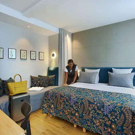 Otel Le Basile Paris