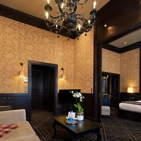 Le Pavillon De La Reine & Spa, Place Des Vosges Hotel Paříž