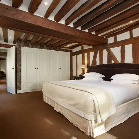 Le Pavillon De La Reine & Spa, Place Des Vosges Hotel Paříž