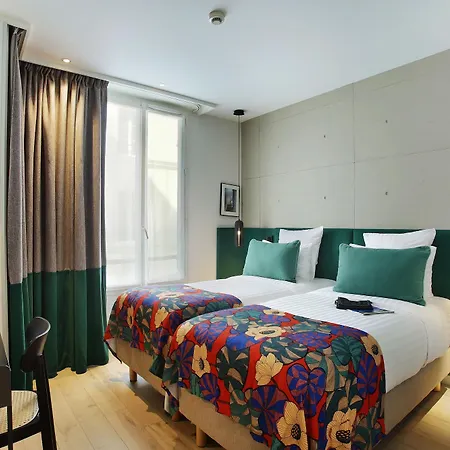Otel Le Basile Paris